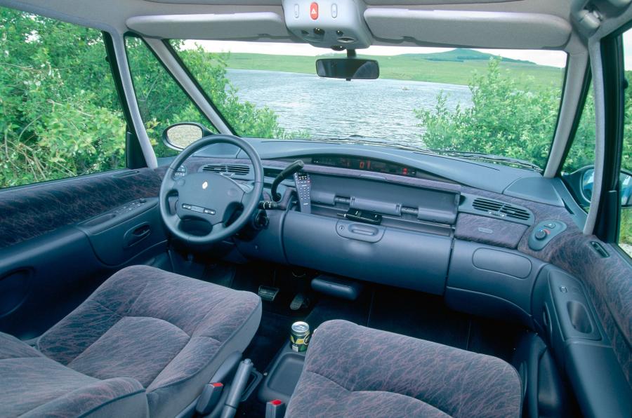 Торпедо Renault Espace (JE0) 1996 года  (WW) (фото 31 из 39)